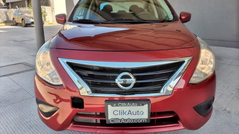 Nissan Versa 2018
