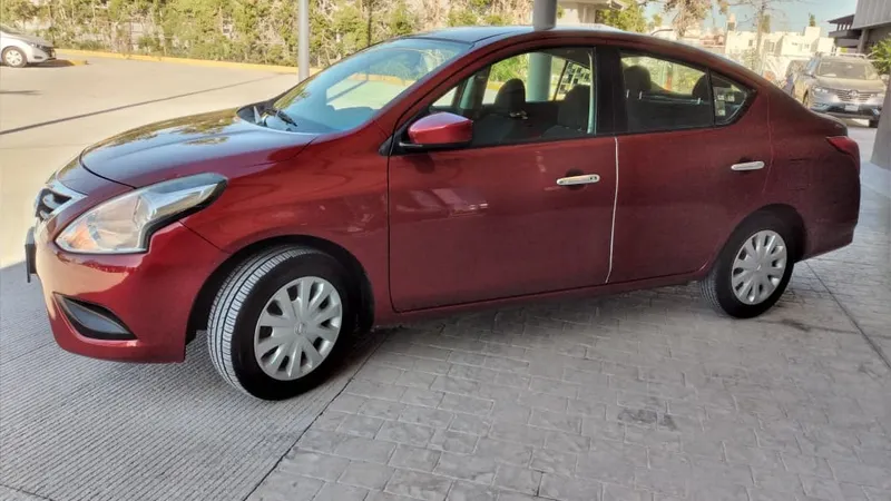 Nissan Versa 2018