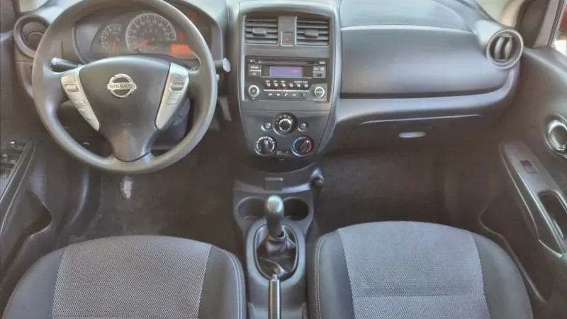 Nissan Versa 2018