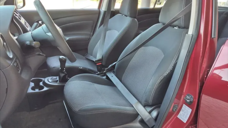 Nissan Versa 2018