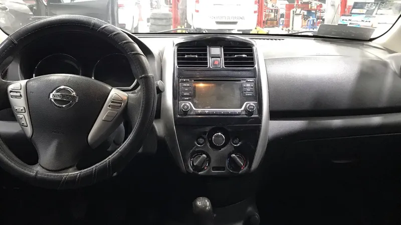 Nissan Versa 2018
