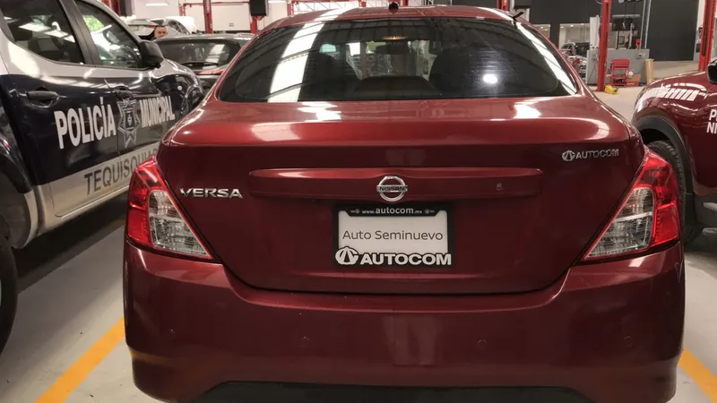 Nissan Versa 2018