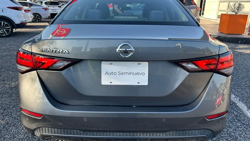 Nissan Sentra 2020