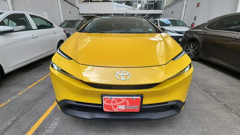 Toyota Prius 2024