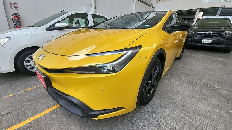 Toyota Prius 2024