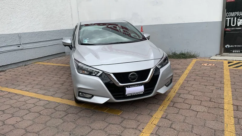 Nissan Versa 2020