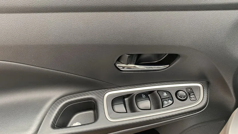 Nissan Versa 2020