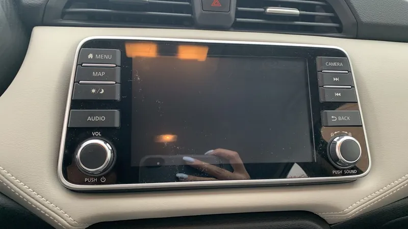 Nissan Versa 2020