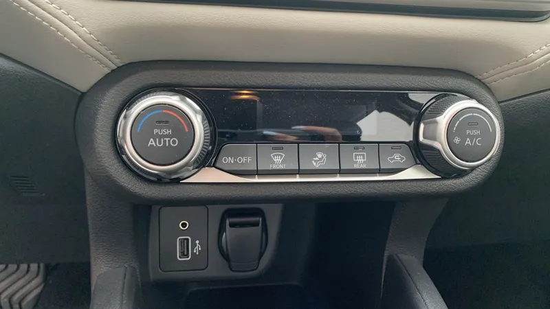 Nissan Versa 2020