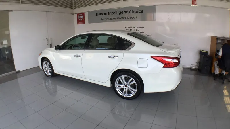 Nissan Altima 2017