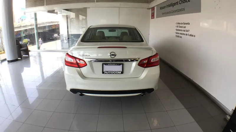 Nissan Altima 2017