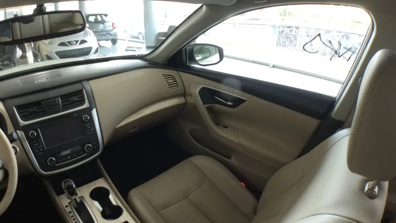 Nissan Altima 2017