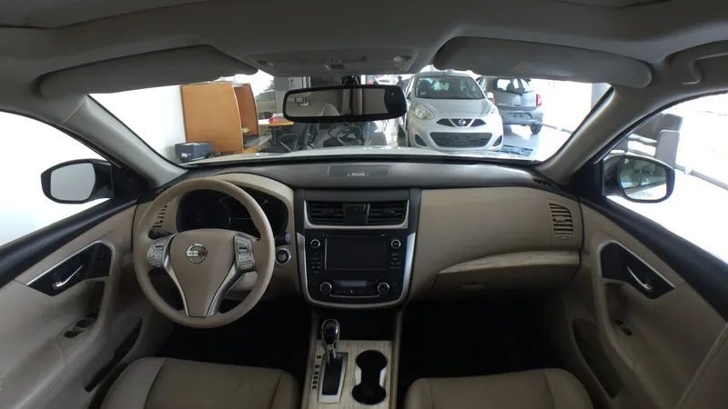 Nissan Altima 2017
