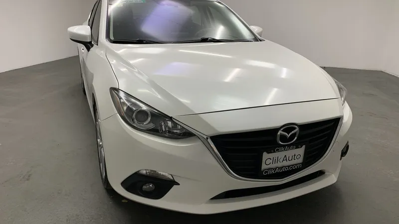 Mazda Mazda3 2015